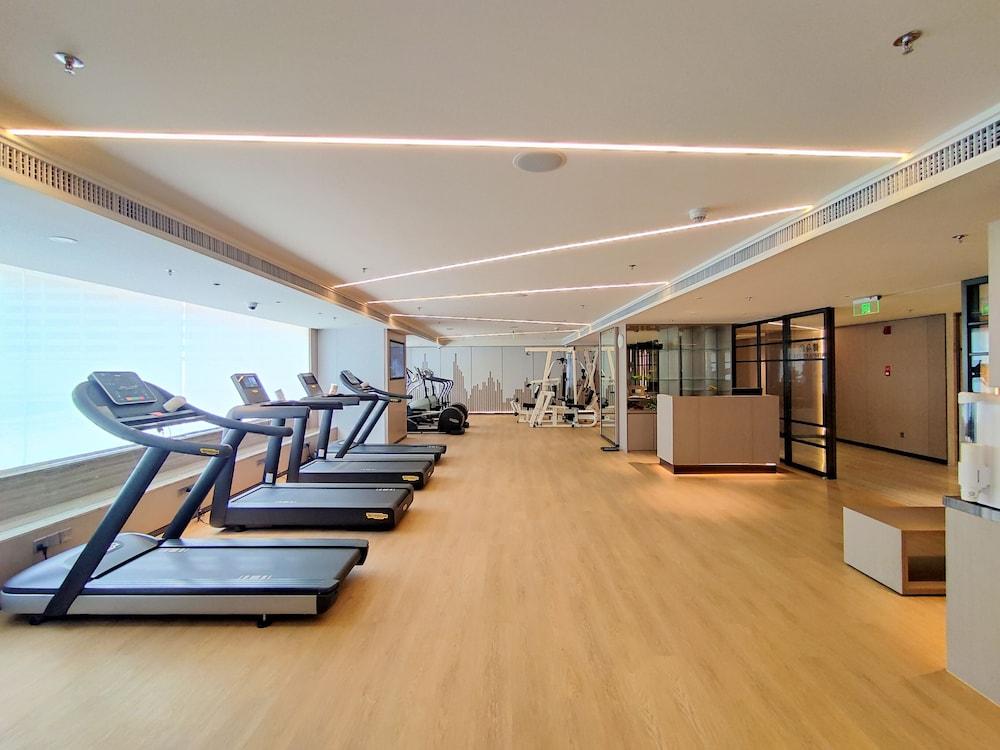 Renaissance Shenzhen Luohu Hotel Екстер'єр фото