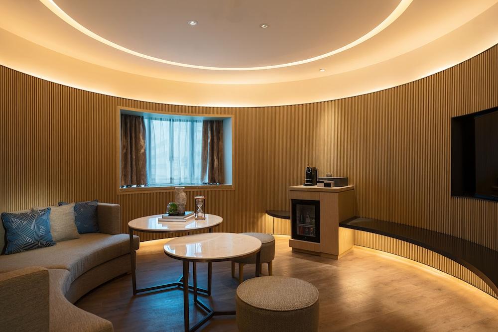 Renaissance Shenzhen Luohu Hotel Екстер'єр фото
