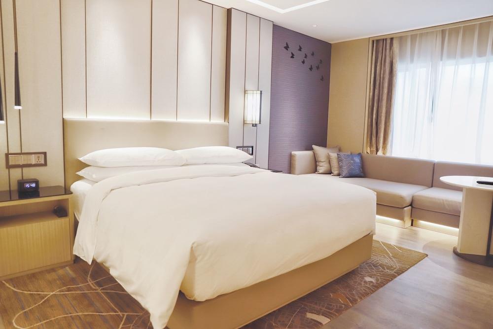 Renaissance Shenzhen Luohu Hotel Екстер'єр фото