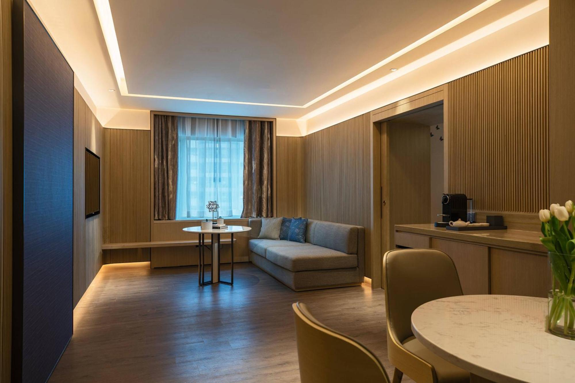 Renaissance Shenzhen Luohu Hotel Екстер'єр фото