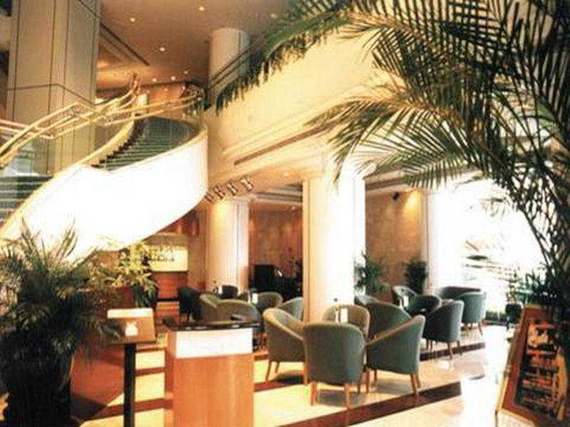 Renaissance Shenzhen Luohu Hotel Екстер'єр фото